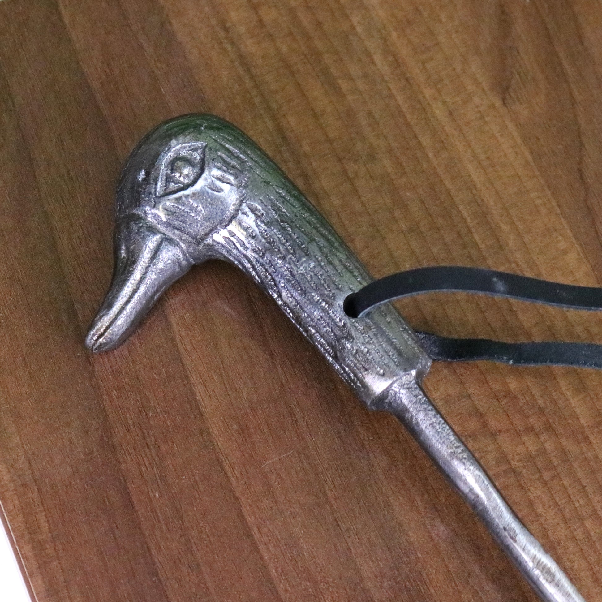 Khosa Duck Head Antique Style Shoe Horn Gunmetal - Closeup of Head