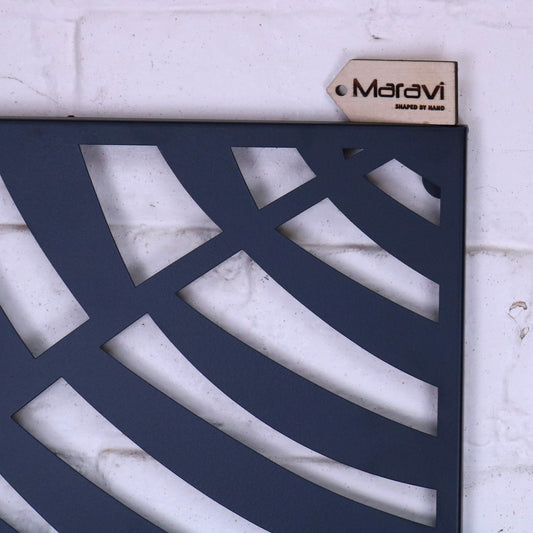 Kireta Metal Black Wall Art Leaf Design - Closeup of Top Corner