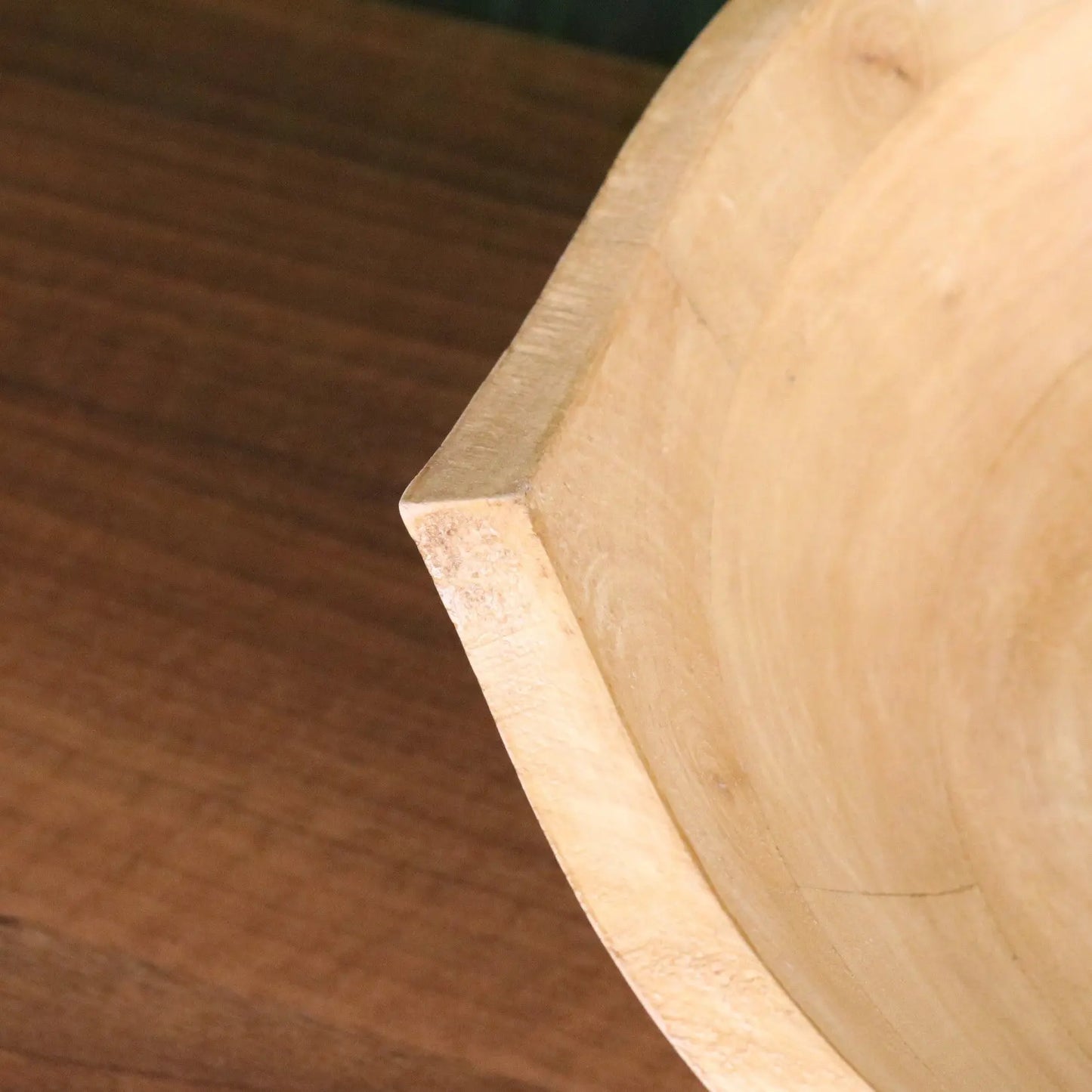 Lailak Three Point Large Wooden Fruit Bowl - Closeup of Point 2
