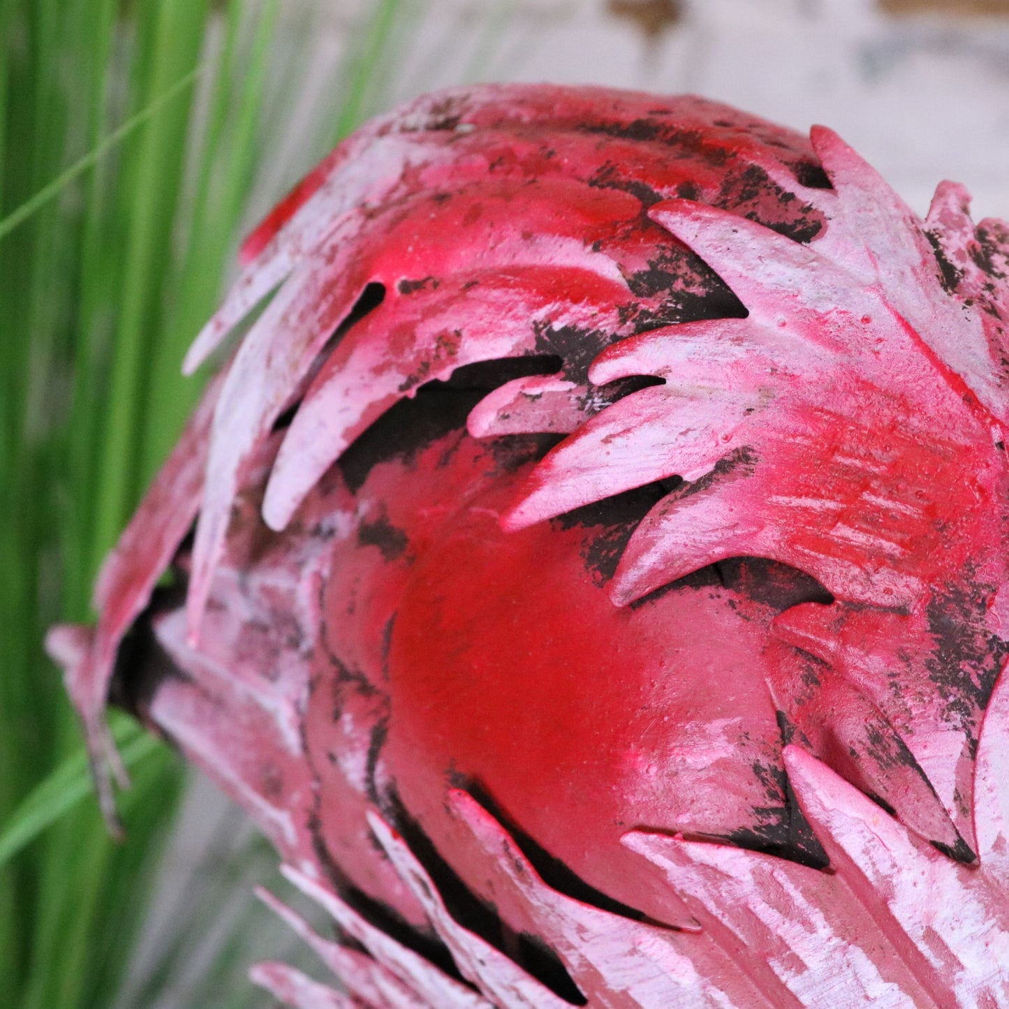 Nala Flamingo Garden Ornament 119cm - Closeup of Feather Detailing