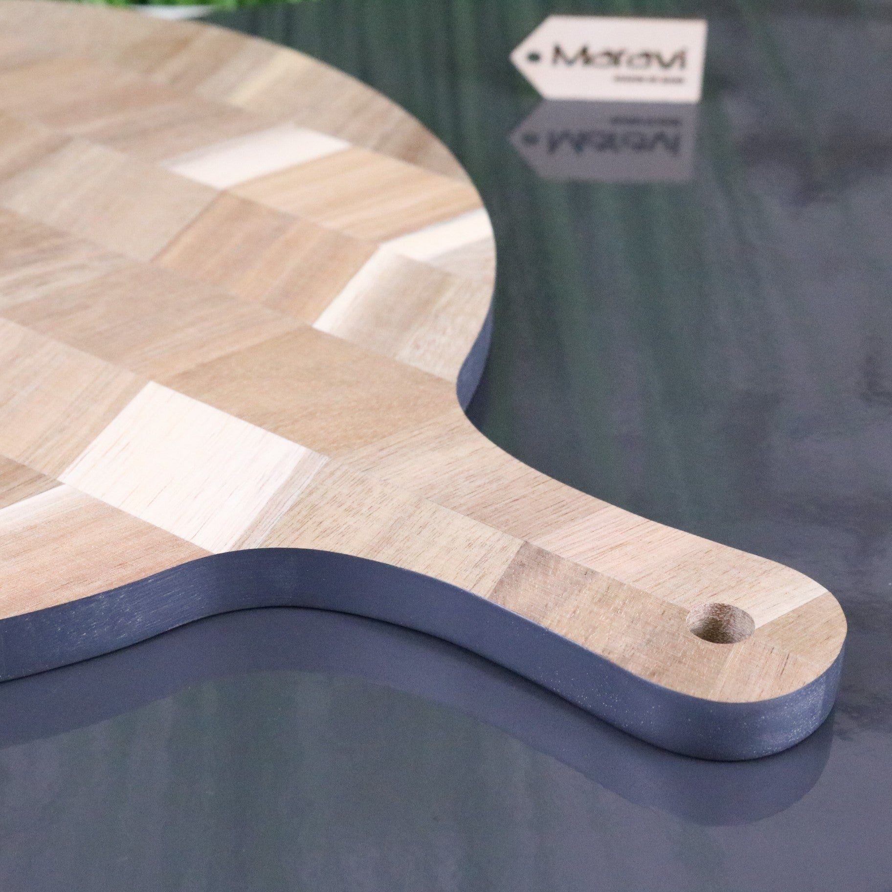 Navora Round Wooden Serving Board 40cm - Closeup of Handle