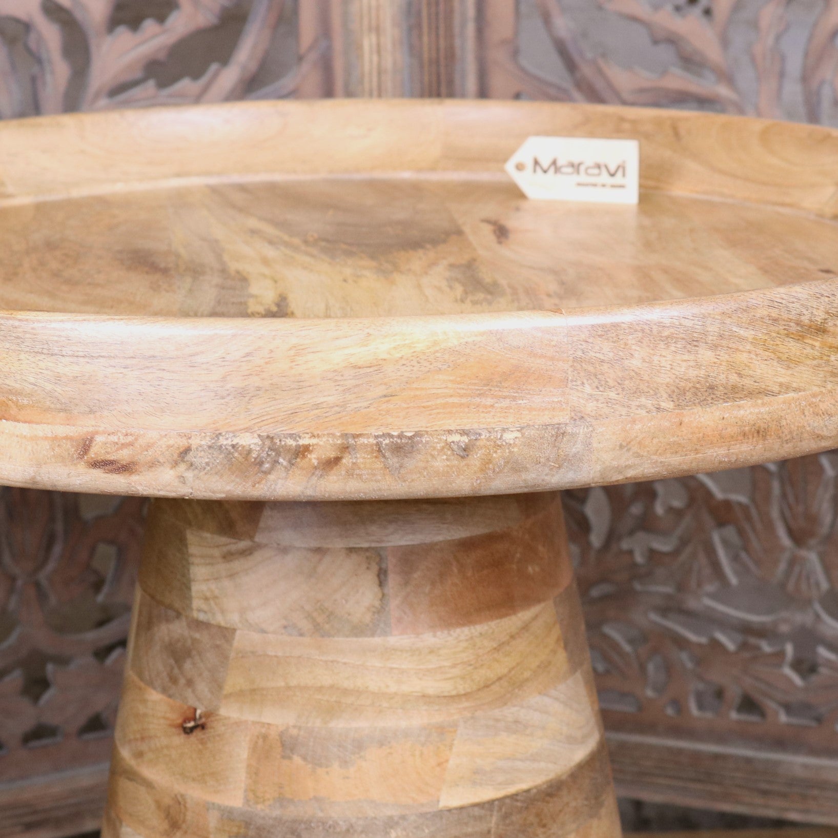 Niva Large Side Table Mango Wood - Closeup of Edge