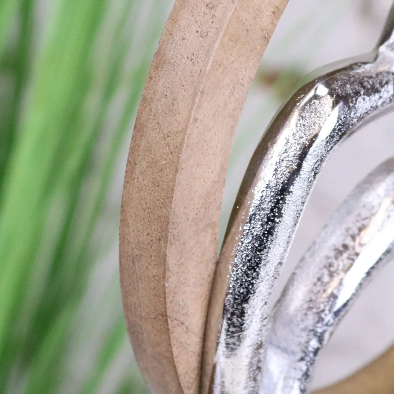 Noreli Couple Figurine Ornament Mango Wood and Metal - Closeup of Wood