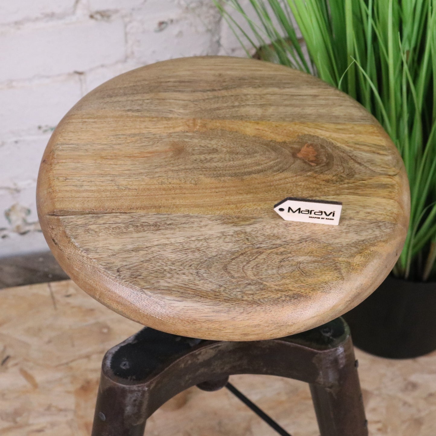 Raveta Adjustable Industrial Stool - Closeup of Seat