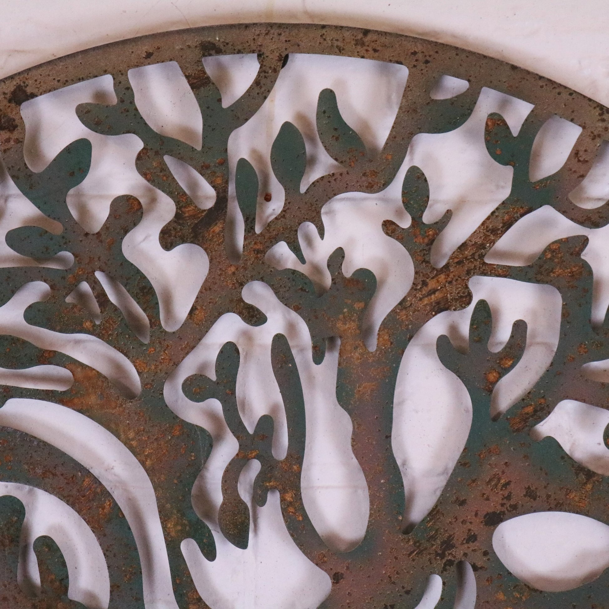 Sarvani Tree Metal Garden Wall Art 80cm - Closeup of Leaves