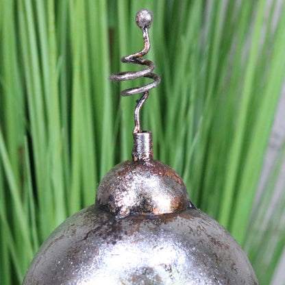 Silver Siting Robot Ornament Springy Bobble Head - Closeup of Head Antenna