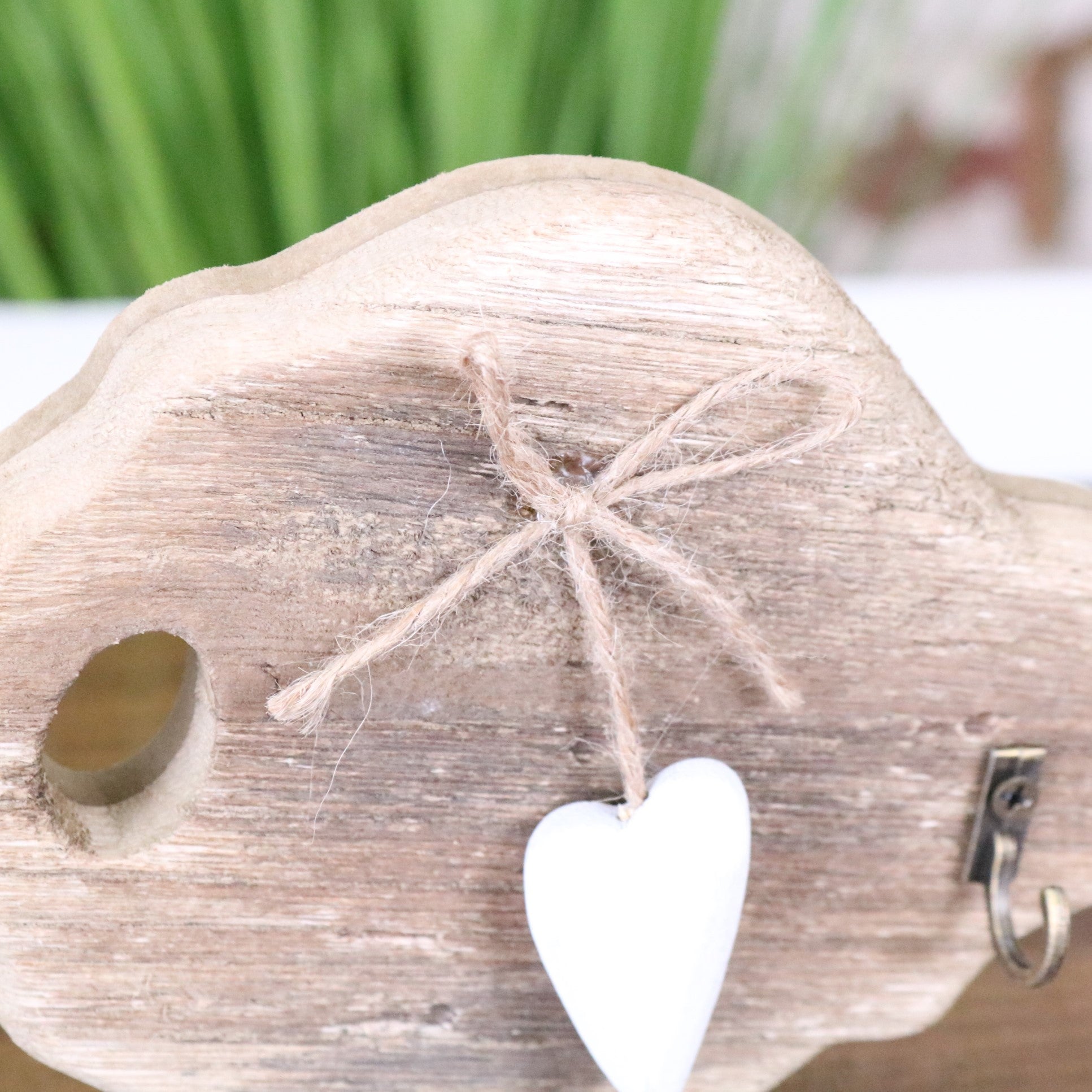Torani Wooden Key Shape Key Holder - Closeup of Heart Decoration and Bow