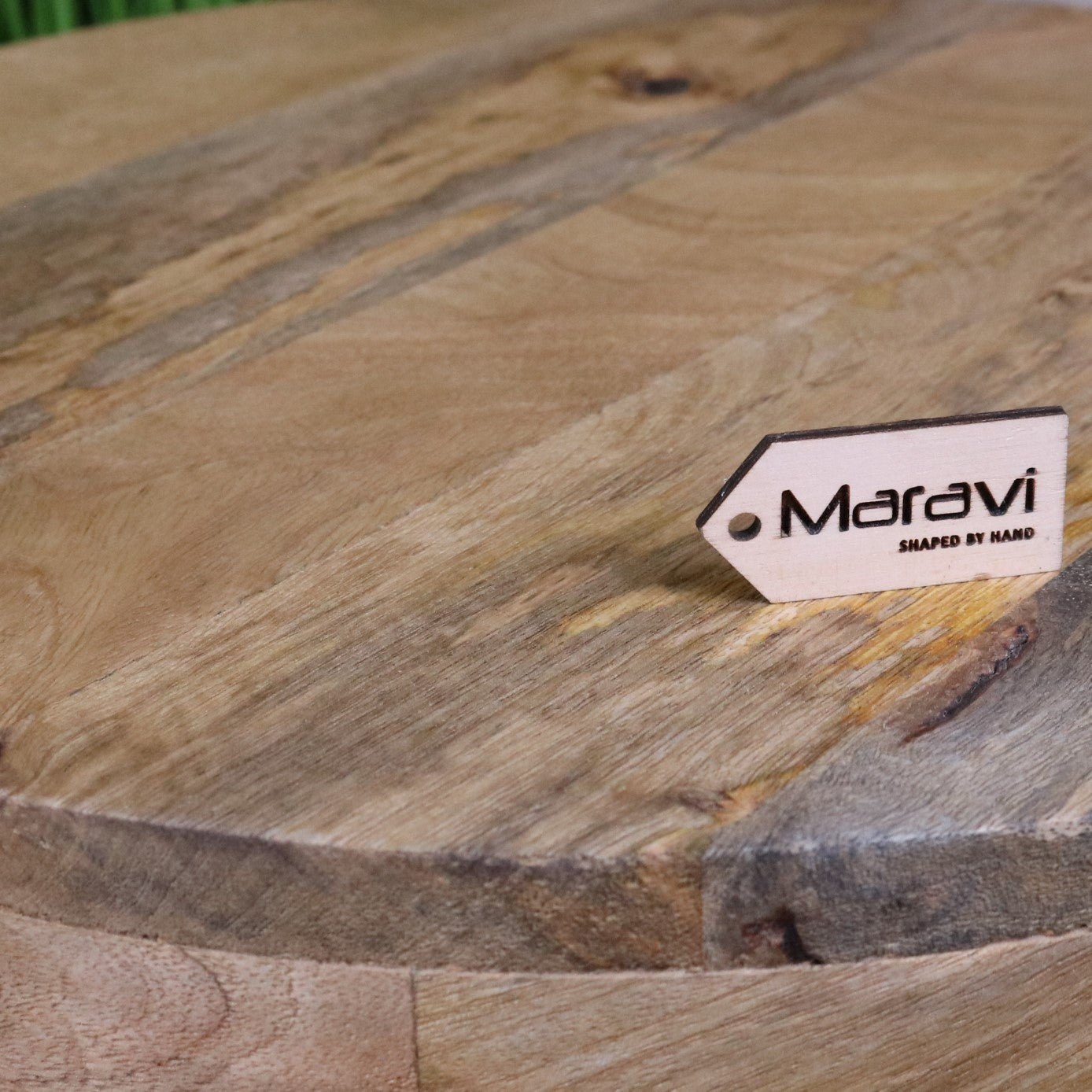 Varuni Mango Wood Side Table - Closeup of Woodgrain