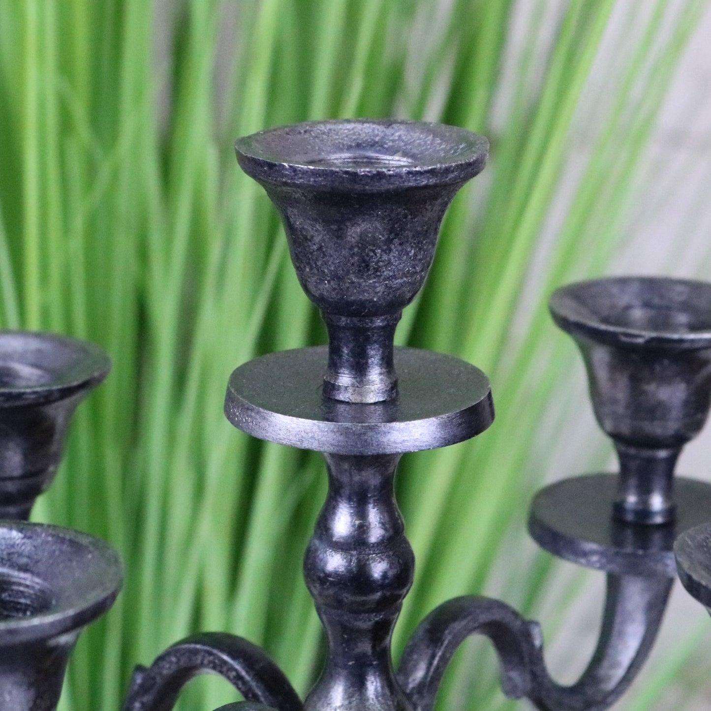 Veeha Candelabra Centerpiece 5 Candle Holder 30cm Gunmetal Silver - Closeup of Central Candle Holder