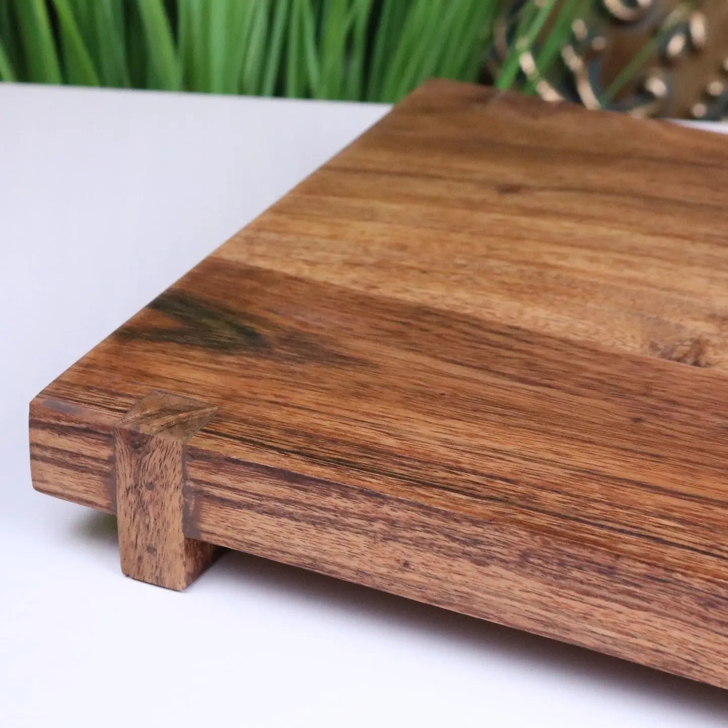 Velora Wooden Serving Board Acacia Wood 45cm - Closeup of Pedestal