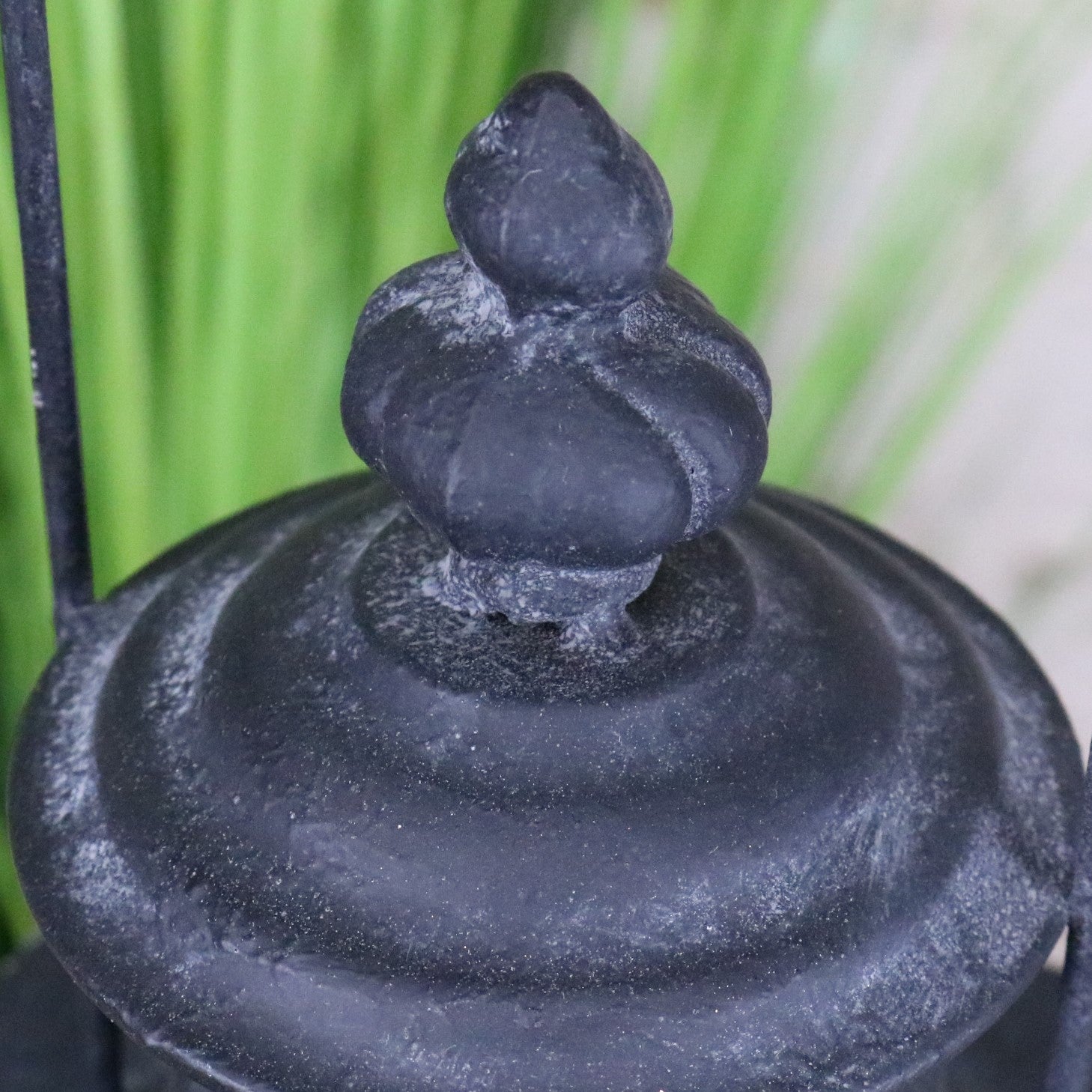 Virani Vintage Style Railway Lantern - Closeup of Finial