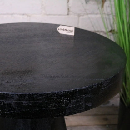 Vireli Side Table Set of 2 Rectangular and Round - Closeup of Paint on Round Table