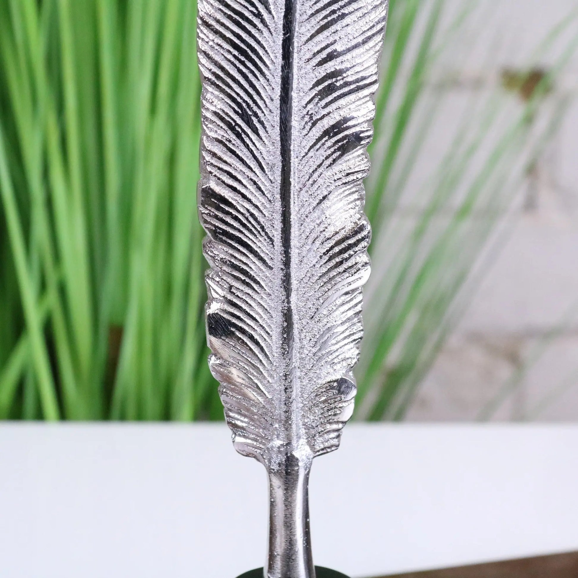 Zanira Feather Ornament Set of 2 - Closeup of Detailing