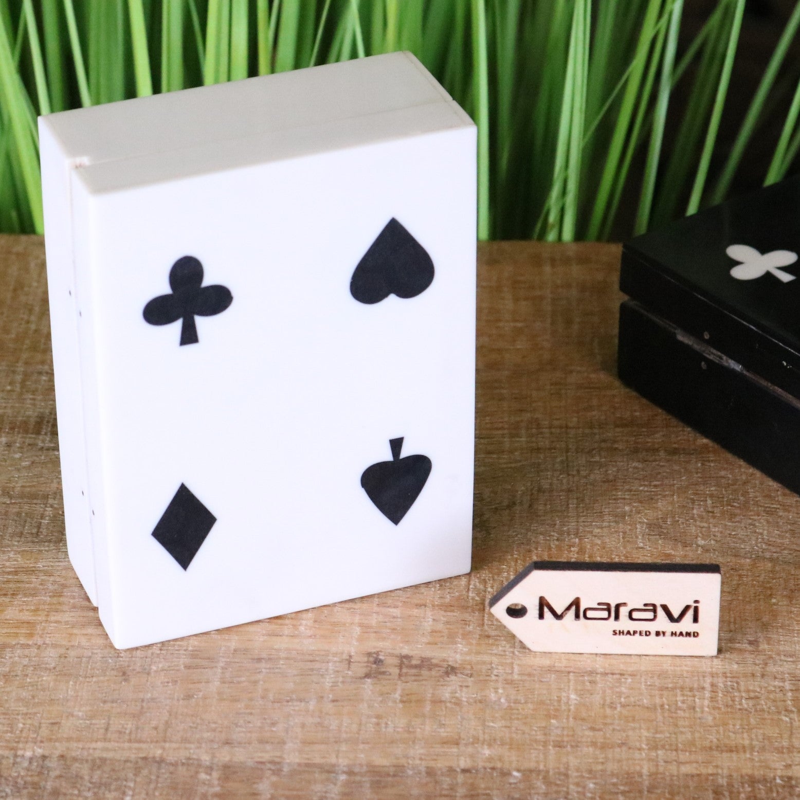 Zarita Luxury Playing Card Box Black and White - White Box Main Image
