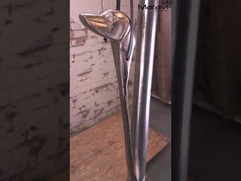 Kaisa Dog Head Antique Style Shoe Horn Antique Gold Product Video