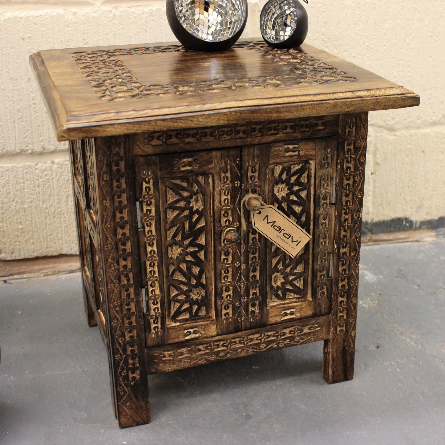 Dal Small Moroccan Style Side Table Front View Close Up