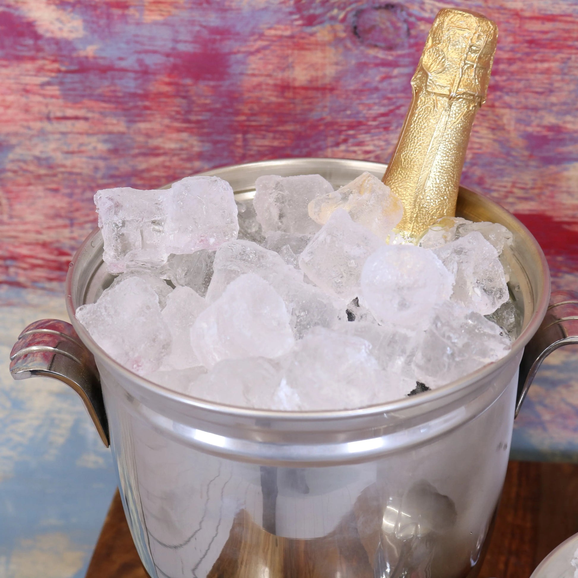 Lehal Champagne Bucket and Mini Ice Bucket Set Closeup of Rim
