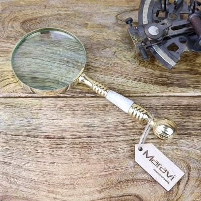 Barauna Brass Reading Magnifying Glass 10cm Top View