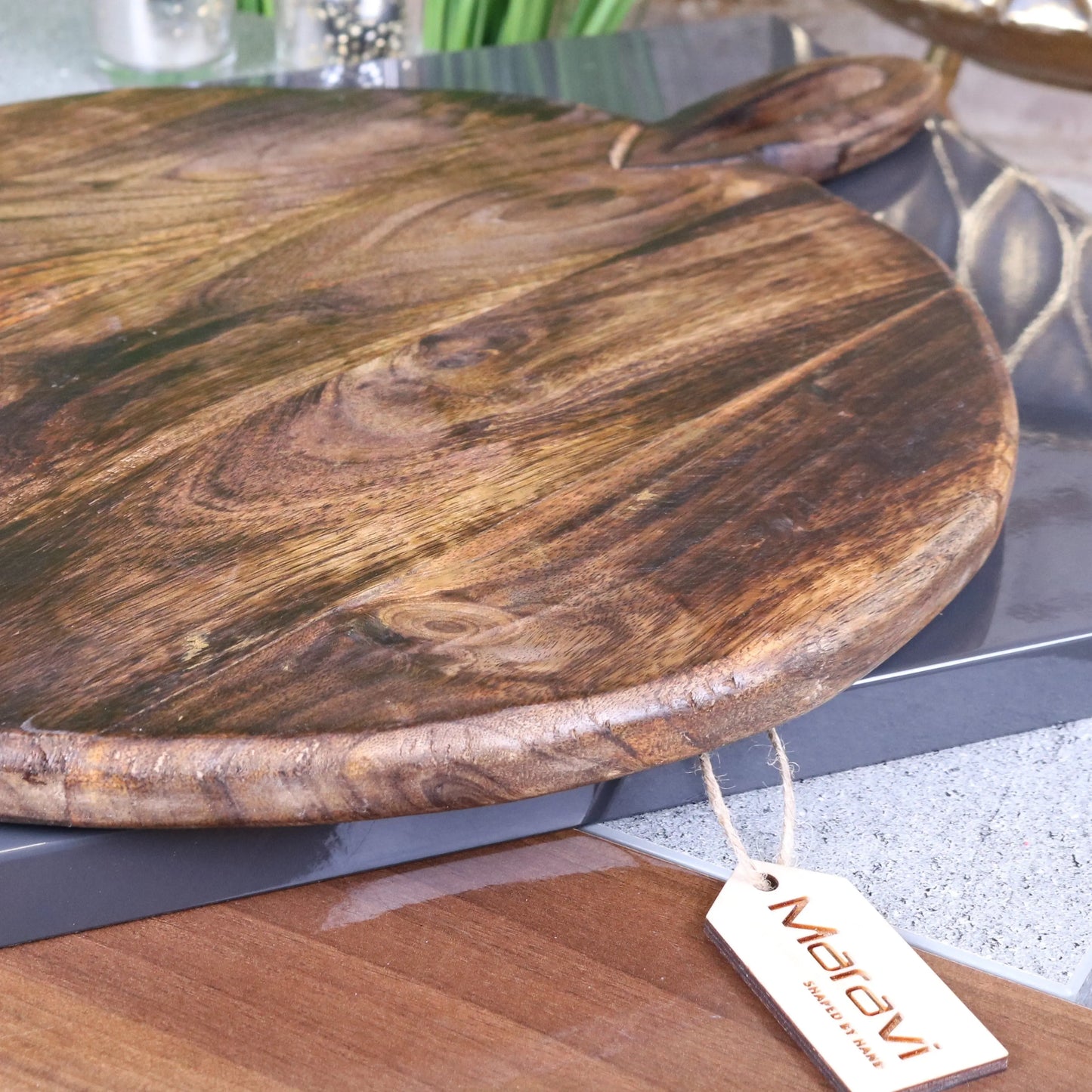 Amba Round Rustic Wooden Serving Board Closeup of Edge