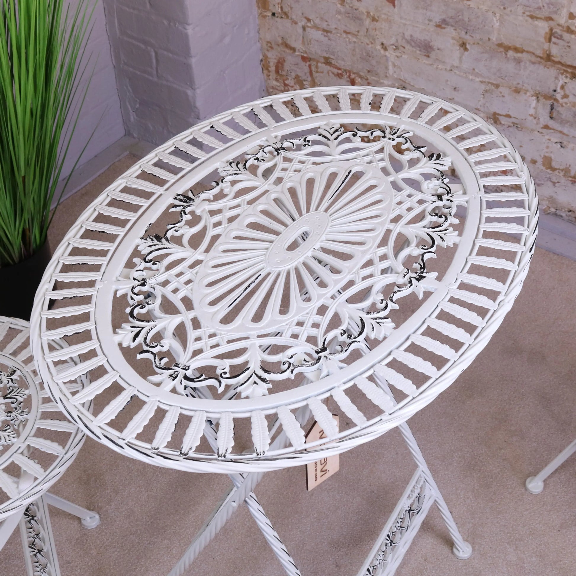 Odal 3 Piece Garden Table and Chairs Oval Shape Zoomed in View of Table Top