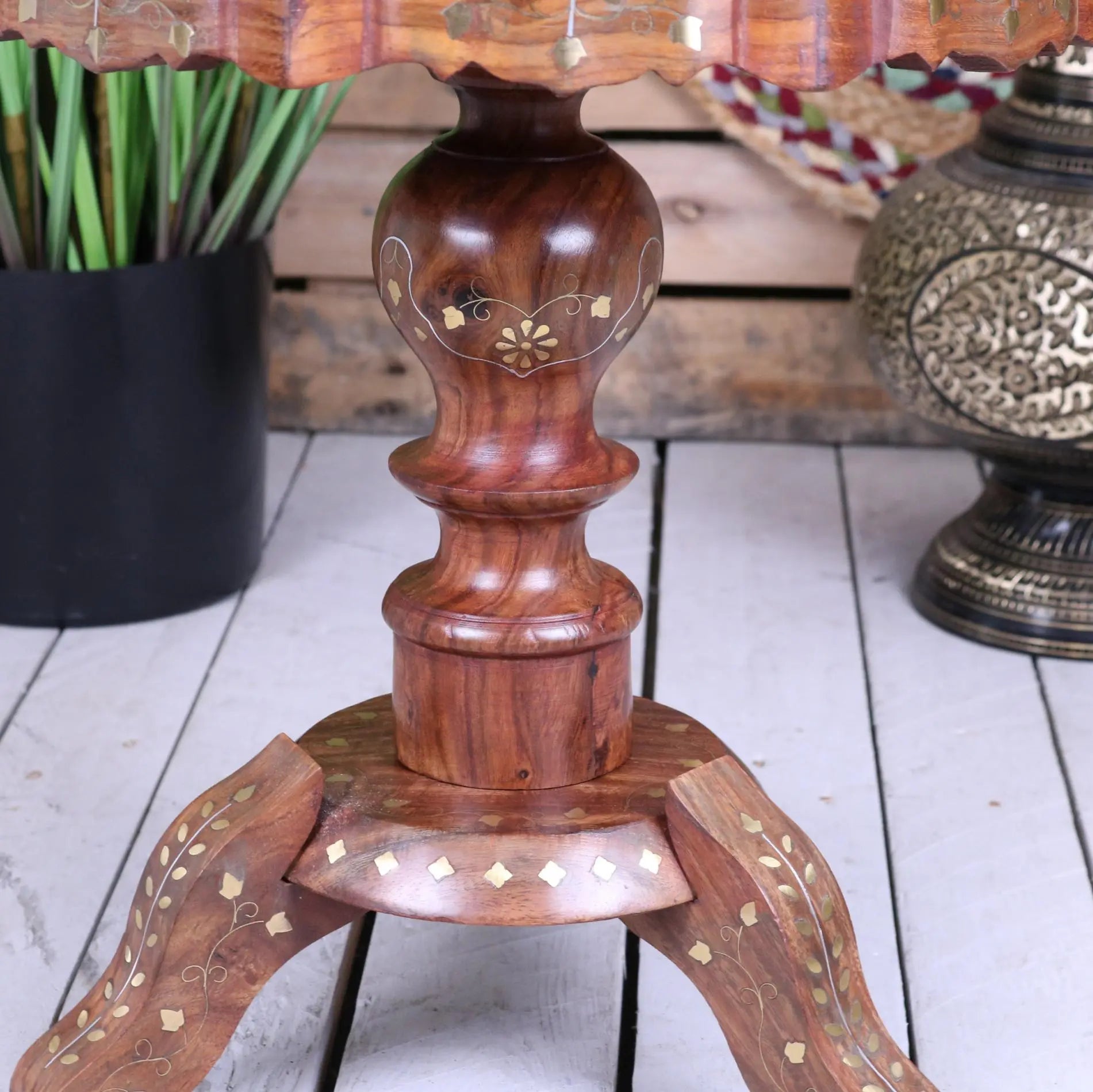 Jadial Sheesham Wood Brass Inlaid Pedestal Side Table - Closeup of Pedestal