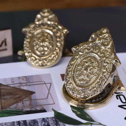 Jarhi Ornate Georgian Design Luxury Paper Clip Set of 2 - Closeup of Gold Colour