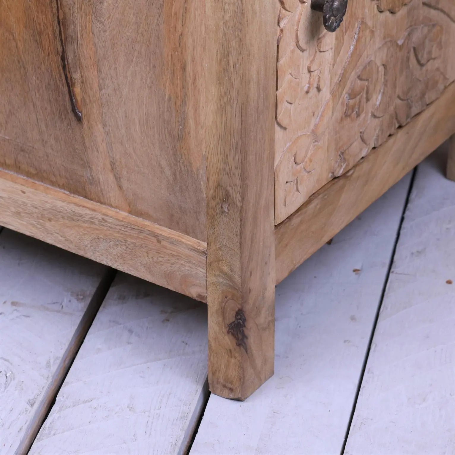 Nausel Mango Wood Carved Bedside Cabinet - Closeup of Leg
