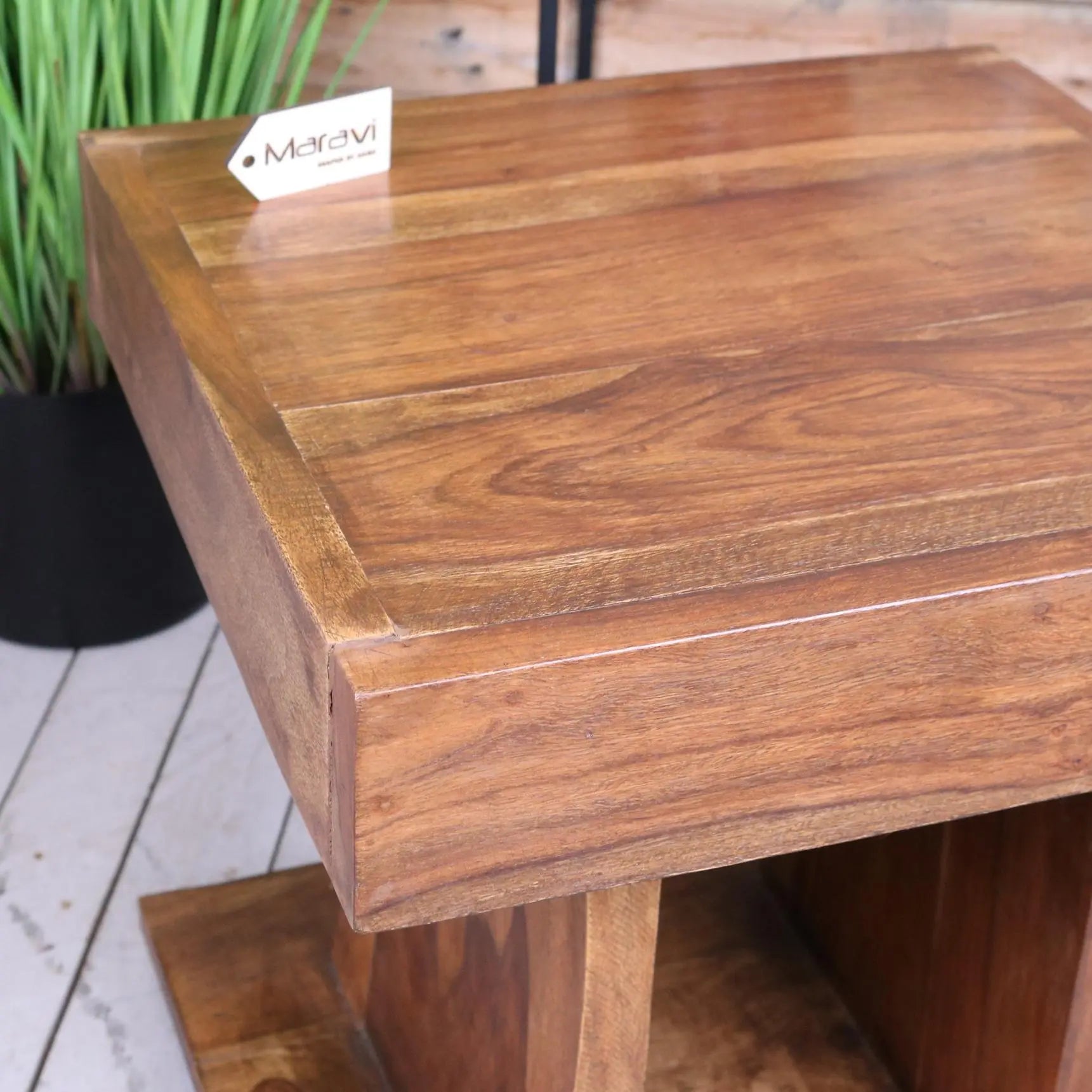 Solid Mango Wood Cube Side Table - Corner closeup